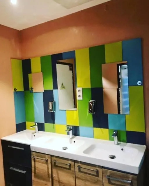 Trendy Hostel Ivry-sur-Seine 0*,